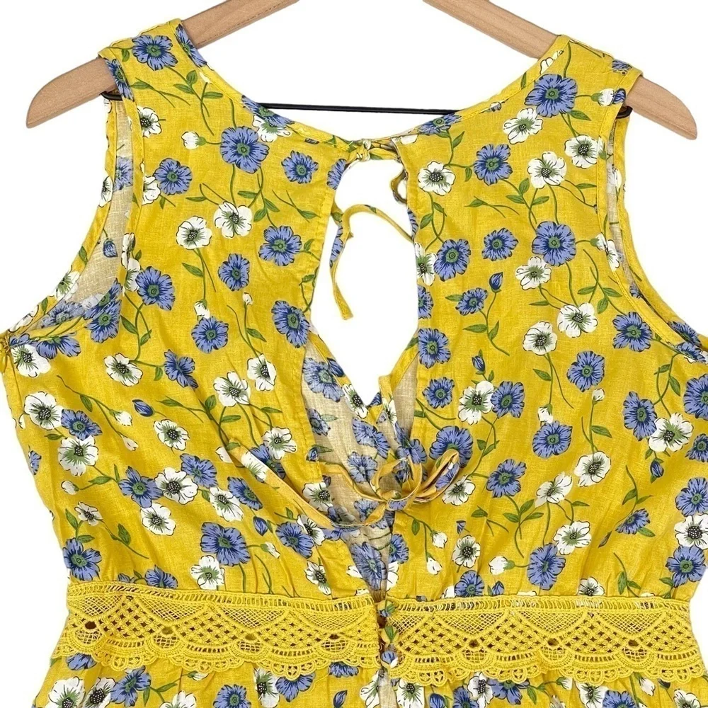 Cupcakes and Cashmere Floral Top Small Yellow Keyhole Open Back Linen Blend - Picture 9 of 16
